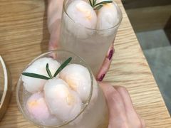 荔枝气泡水-半勺舒舒生日蛋糕店