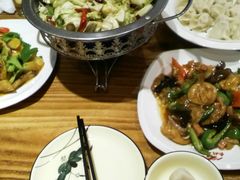 -东北人家铁锅炖(鞍山路店)