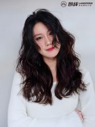 -朗峰专业美发沙龙