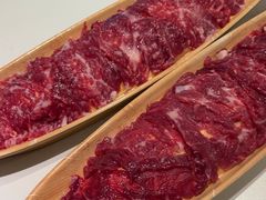 -左庭右院鲜牛肉火锅(金山万达店)