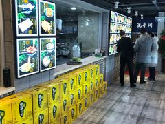 -马路边上·小海鲜烧烤(八一路店)