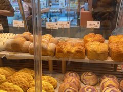 -顶东面包花园·生日蛋糕(香榭丽店)