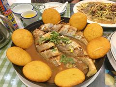 杂鱼贴饼子-华圆美食-老蓬莱菜(蓬港路店)