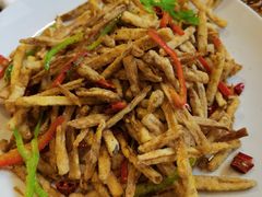 -人民公社铁锅炖·东北菜(卫国道店)
