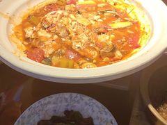 -魏铭鱼头捞饭(晋阳路店)