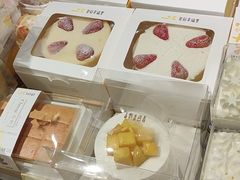 -皇冠幸福里动物奶油生日蛋糕(汉口北店)