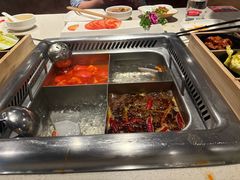 -海底捞火锅鲜切牛肉主题店(长寿路店)