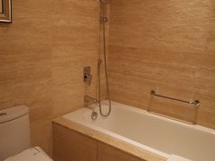 -扬州绿地铂骊酒店
