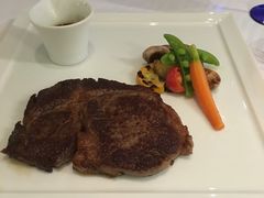 -广州塔卢特斯法国旋转餐厅