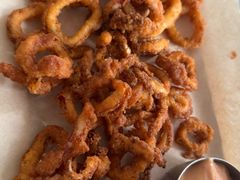 -必胜客(WOW中心城店)