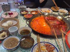 -鸿姐老火锅(疁城新天地店)