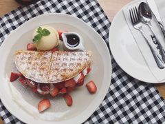 草莓华夫饼-ROAST