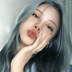 -发泽造型·烫发染发