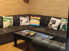 -小草屋轰趴馆别墅派对新场团建家庭聚会