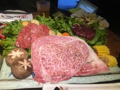 炼瓦家烤肉拼盘-炼火烤肉店