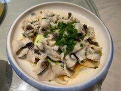 葱油淋乌鱼片-嘉缤苑