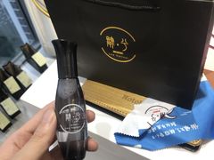 -肆兮眼镜·蔡司·徕卡战略合作店(大坪店)