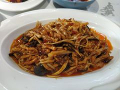 鱼香肉丝-龙抄手(文殊坊店)