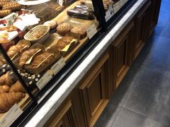 面包甜点陈列柜-多乐之日(和平伊势丹店)