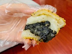 黑洋酥大麻团-白玉兰传统小吃
