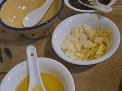 -颜氏双江清水鱼一养身火锅(磁器口店)