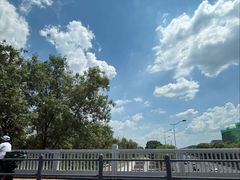 -湘力力小院·鱼汤泡饭(枫林路店)