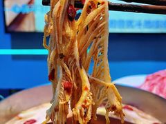 -唯爱KTV聚会餐厅(仙林东城汇店)