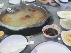 -光头药膳鸡(莱茵小镇店)