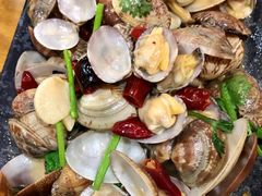 -老东镇啤酒屋海鲜加工·蒸汽海鲜·海鲜烧烤(台东店)