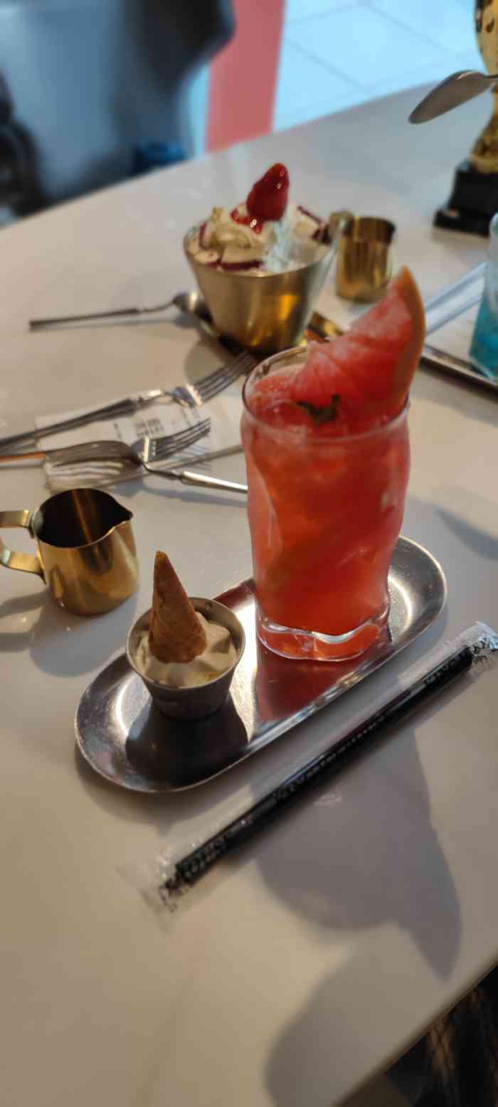 国王冰室·奥林匹斯店(联想科技城店)-"天气这么热 一定要靠吃冰来降