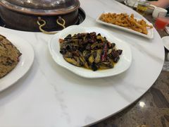 -菌海森林·非遗野生菌火锅(西山区滇池路摩根道店)