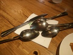 -玛格萝妮(汇智国际商业中心店)