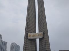 -唐山抗震纪念碑广场