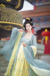 -汉仪华裳汉服馆(打浦桥店)