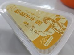 -正飞鲜奶(吐鲁番路店)