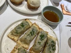 鱼籽锅贴-930私房菜(欧阳路店)