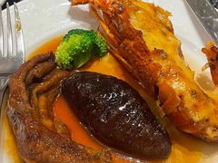 -圣丰索菲特·2 On 988 Café 自助餐厅