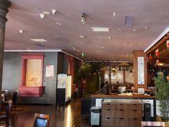 -八府香鸭·啫啫煲(华山路店)