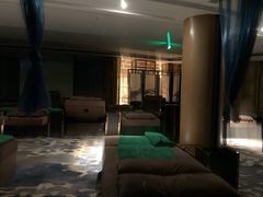 -大连金石滩绿发温泉假日酒店