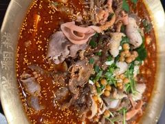 -张翻越·川渝冒菜·武汉黑鸭煲(城北万象城店)