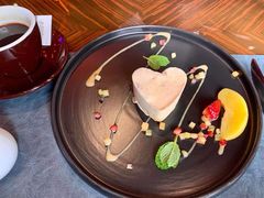 -YUE·6·西式融合餐厅(外滩六号店)