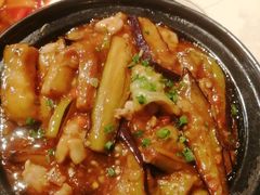 咸鱼鸡粒茄子煲-肥仔文澳门猪骨煲(南京西路店)