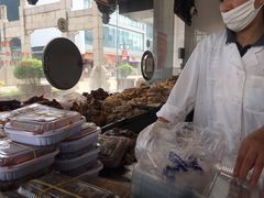 -陆稿荐观前街店