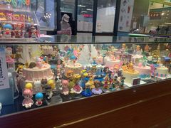 面包甜点陈列柜-卷心卷意·轻甜蛋糕(新光天地店)