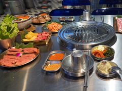 -哈哈碳都·牛肋条无限自助烤肉(宝龙店)