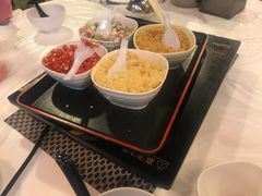 -鲜入围煮花胶鸡海鲜火锅