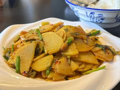 -水上人家民俗餐厅(洱海公园店)
