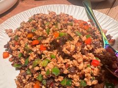 黑三剁-浩海火燒雲傣家菜(芮欧百货店)