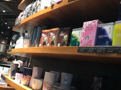 -星巴克(西安曲江银泰店)