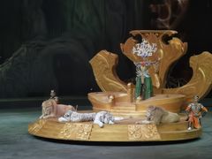 -广州长隆国际大马戏